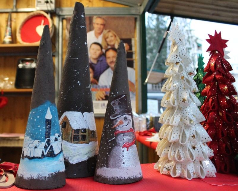 Mercatino Altro Natale in piazza XX Settembre a Pordenone