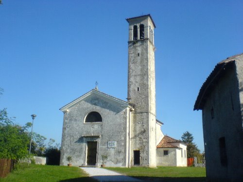 A Firmano poesia in piazza