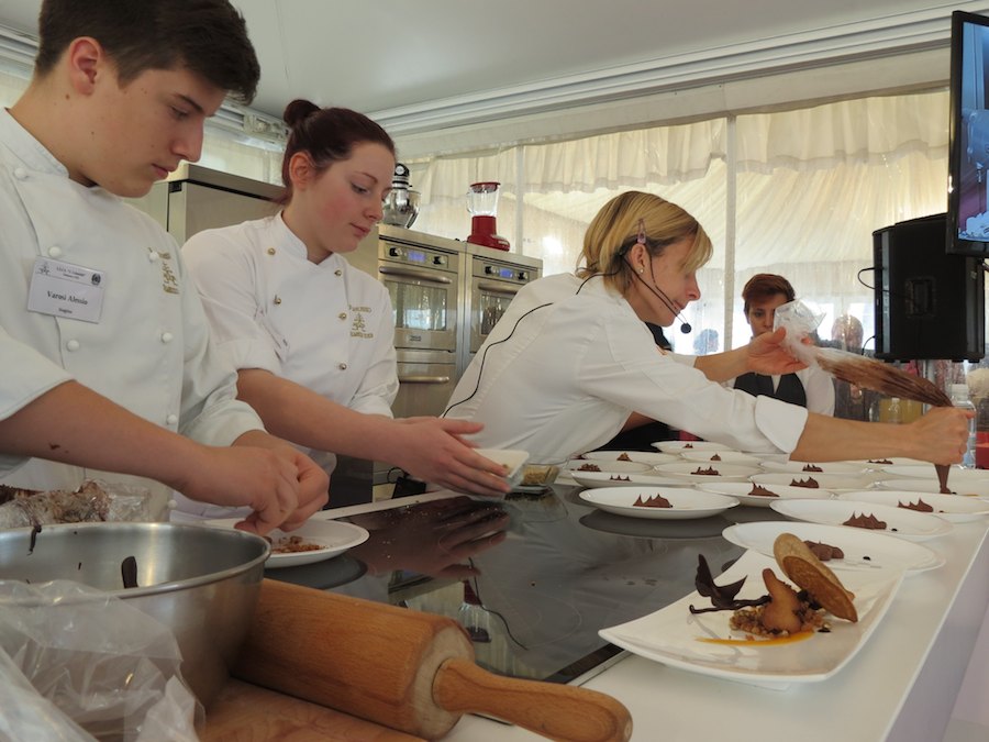 Le promesse dell’enogastronomia carnica ad Ein Prosit