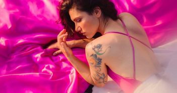 ELISA – Alla luce delle nuove disposizioni anti Covid saranno due le esibizioni dell’artista a Udine sabato 10 ottobre