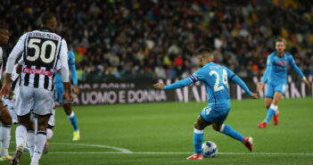 Udinese distratta, il Napoli dilaga