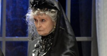ARSENICO E VECCHI MERLETTI AL TEATRO NUOVO
