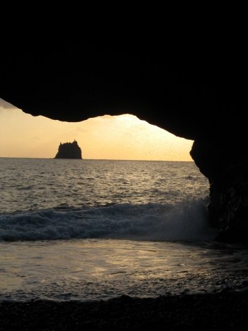 Libro, Stromboli, Daniela Manfè,