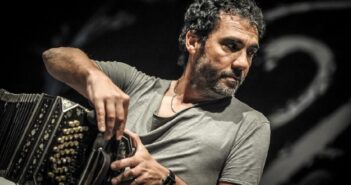 IL BANDONEONISTA DANIELE DI BONAVENTURA IN CONCERTO A NEI SUONI DEI LUOGHI