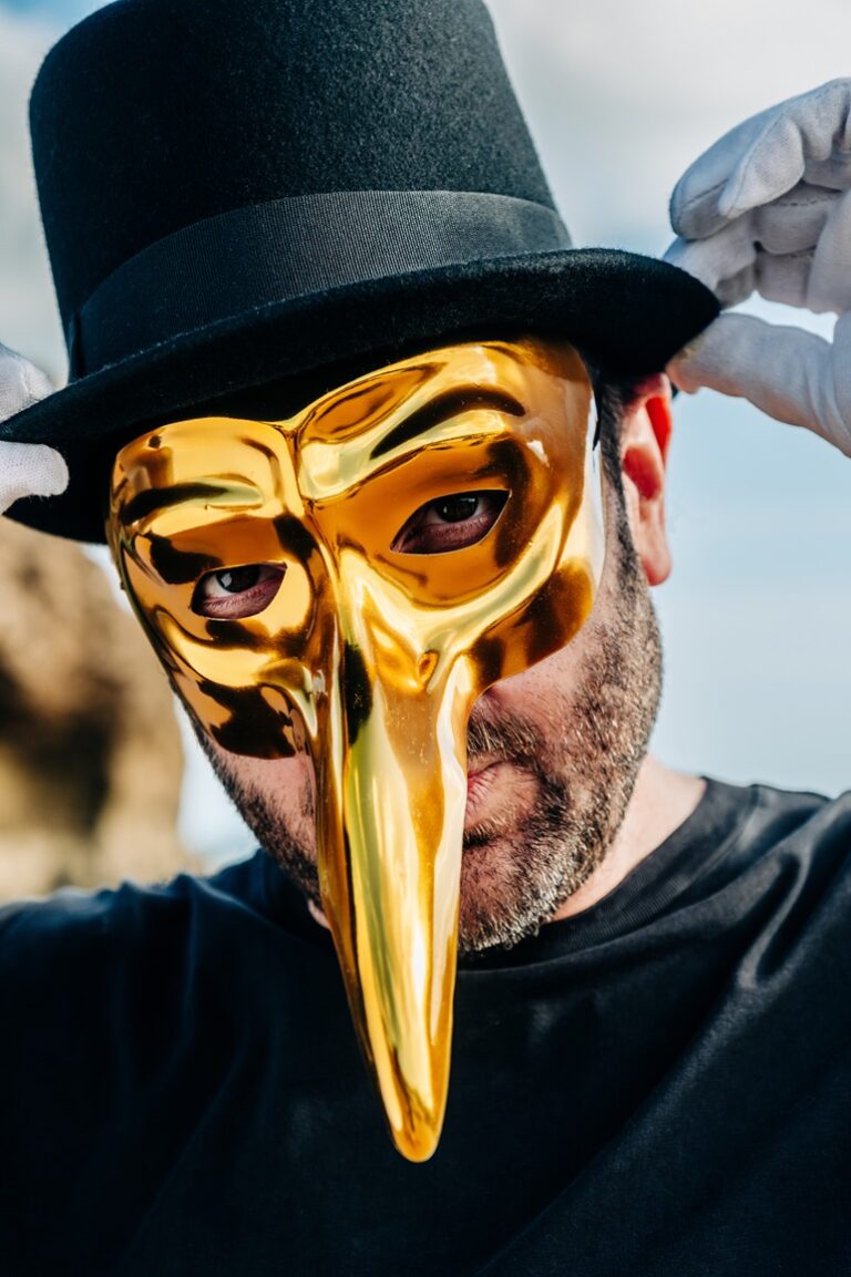 Claptone