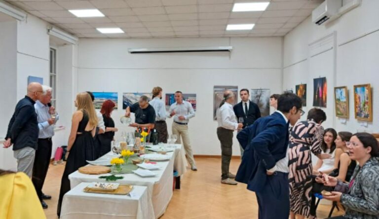 Mostra_GaloppiDiLibertà_inaugurazione_Trieste