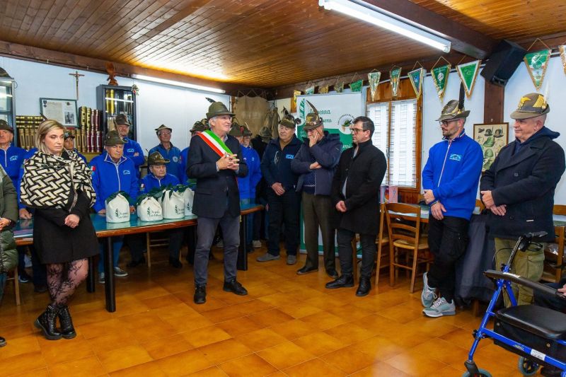 penna sotto l'albero 03